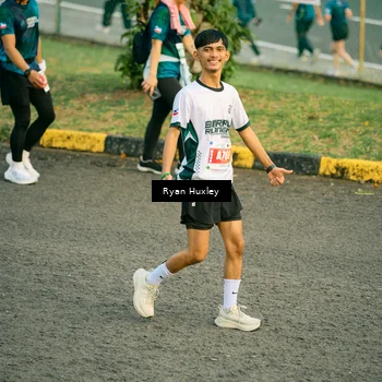 Runner Photo 4487647