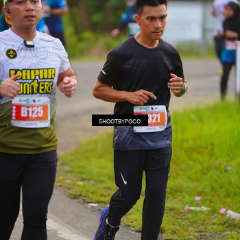 Runner Photo 4489544