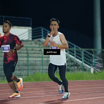Runner Photo 4490058