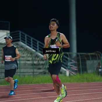Runner Photo 4490240