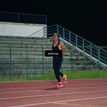 Runner Photo 4490249