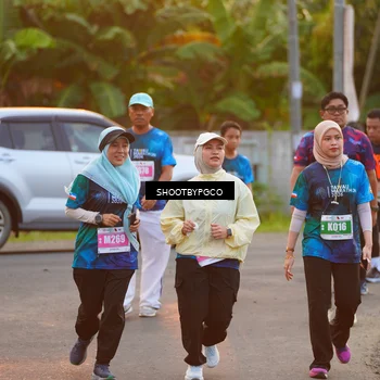 Runner Photo 4490260
