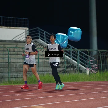 Runner Photo 4490351
