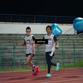 Runner Photo 4490370