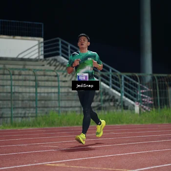 Runner Photo 4490393