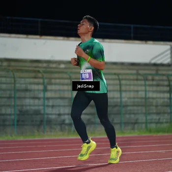 Runner Photo 4490435