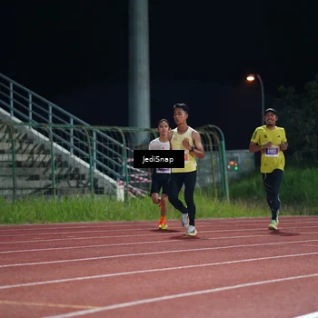 Runner Photo 4490450
