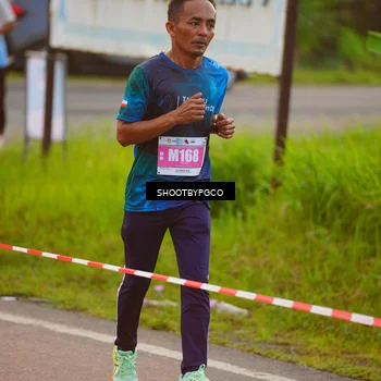 Runner Photo 4490451