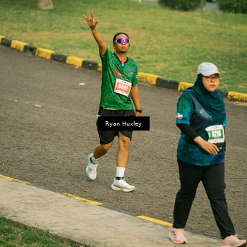 Runner Photo 4490453