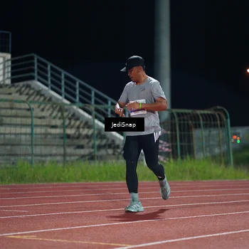 Runner Photo 4490540
