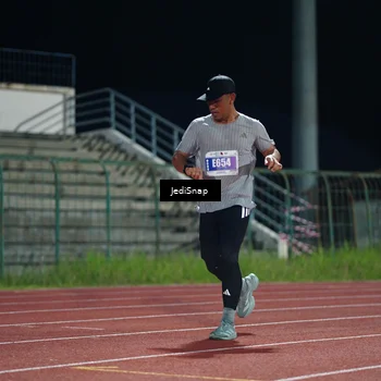 Runner Photo 4490541