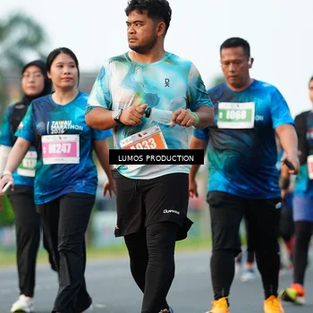 Runner Photo 4490547