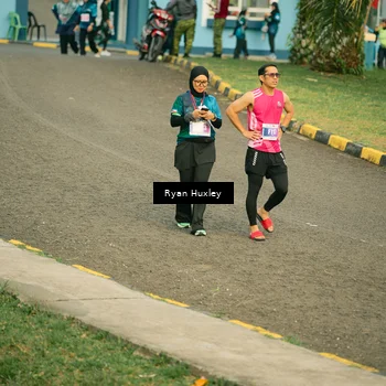 Runner Photo 4490549