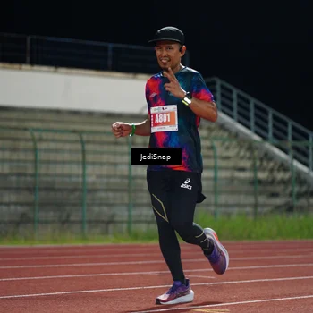 Runner Photo 4490621