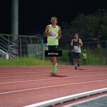 Runner Photo 4490684