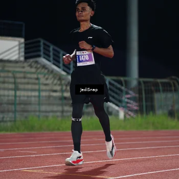 Runner Photo 4490806