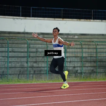 Runner Photo 4490859