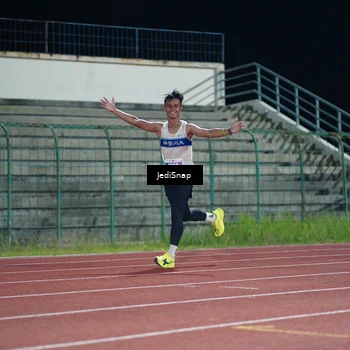 Runner Photo 4490862