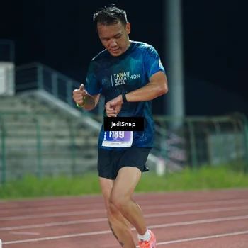 Runner Photo 4491134