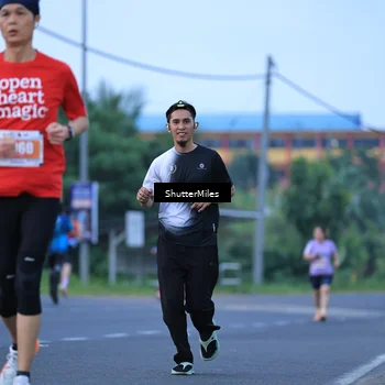 Runner Photo 4492109
