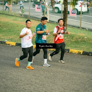 Runner Photo 4493005