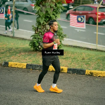 Runner Photo 4493073