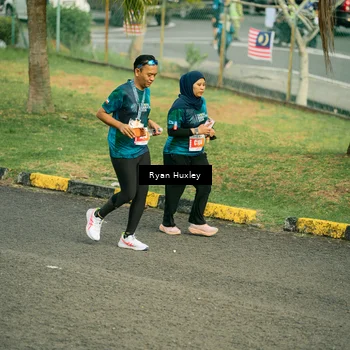 Runner Photo 4493155
