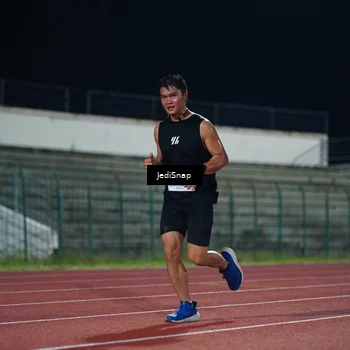 Runner Photo 4493358