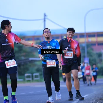 Runner Photo 4493365