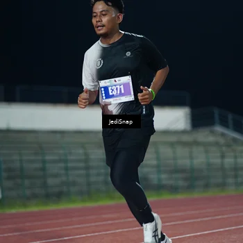 Runner Photo 4493456