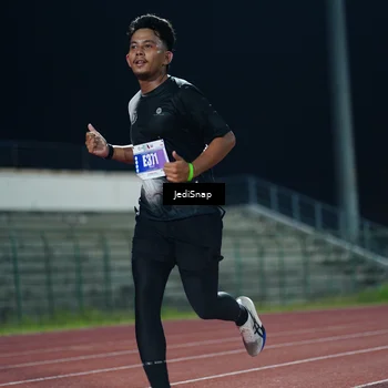 Runner Photo 4493463