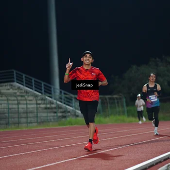 Runner Photo 4493703
