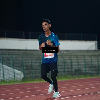 Runner Photo 4493890
