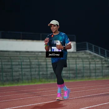 Runner Photo 4494010