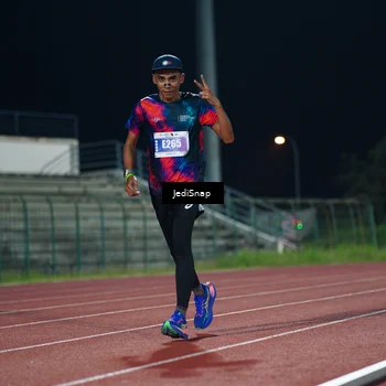 Runner Photo 4494146