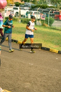 Runner Photo 4494249