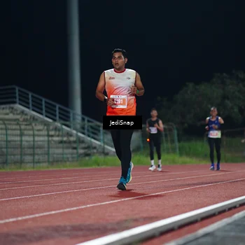 Runner Photo 4494303
