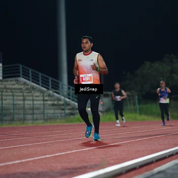 Runner Photo 4494304