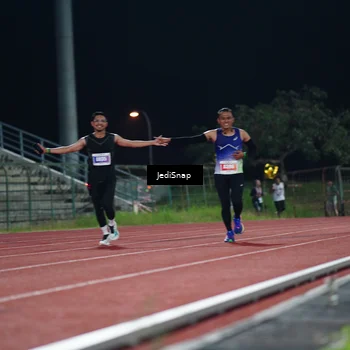 Runner Photo 4494345