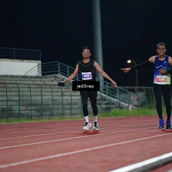 Runner Photo 4494356