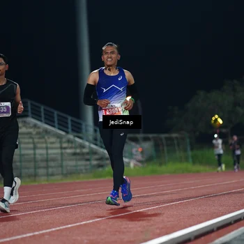 Runner Photo 4494379