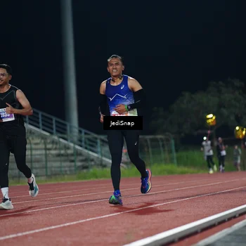 Runner Photo 4494400