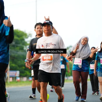 Runner Photo 4494480