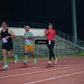 Runner Photo 4494541