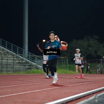 Runner Photo 4494591