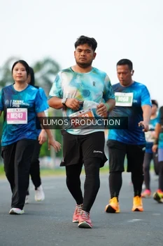 Runner Photo 4494663