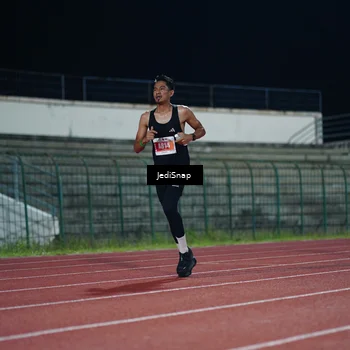 Runner Photo 4494716