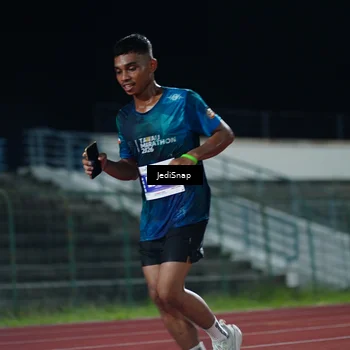 Runner Photo 4494902