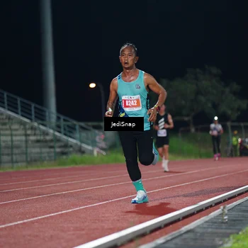 Runner Photo 4495043