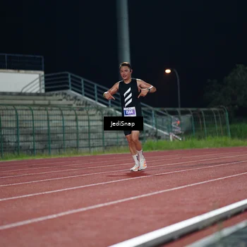 Runner Photo 4495052